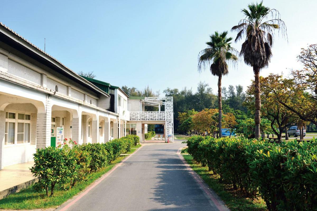 Chengching Lakefront Resort Kaohsiung Exterior foto